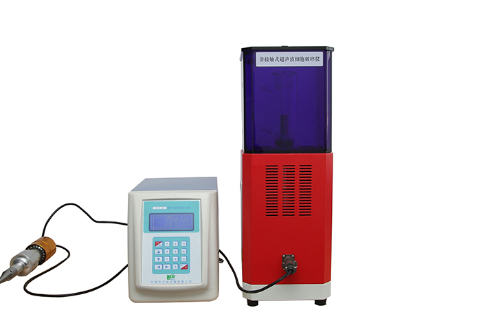 伸缩的位移量在几微米左右