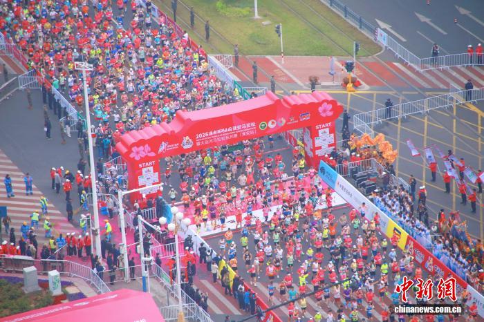 1.5万跑者共绘淮安运河赛